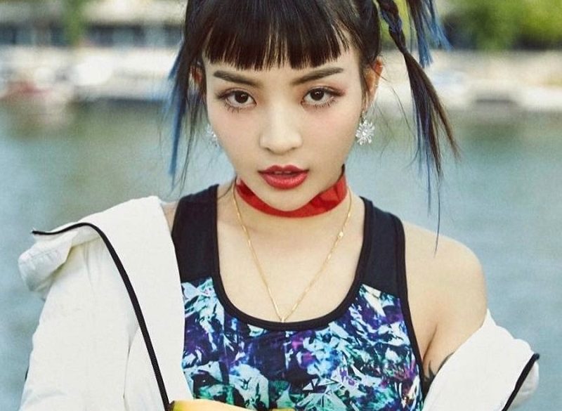 Chinesische Rapperin VaVa