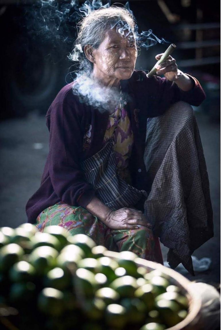 Die tätowierten Frauen der Chin in Myanmar